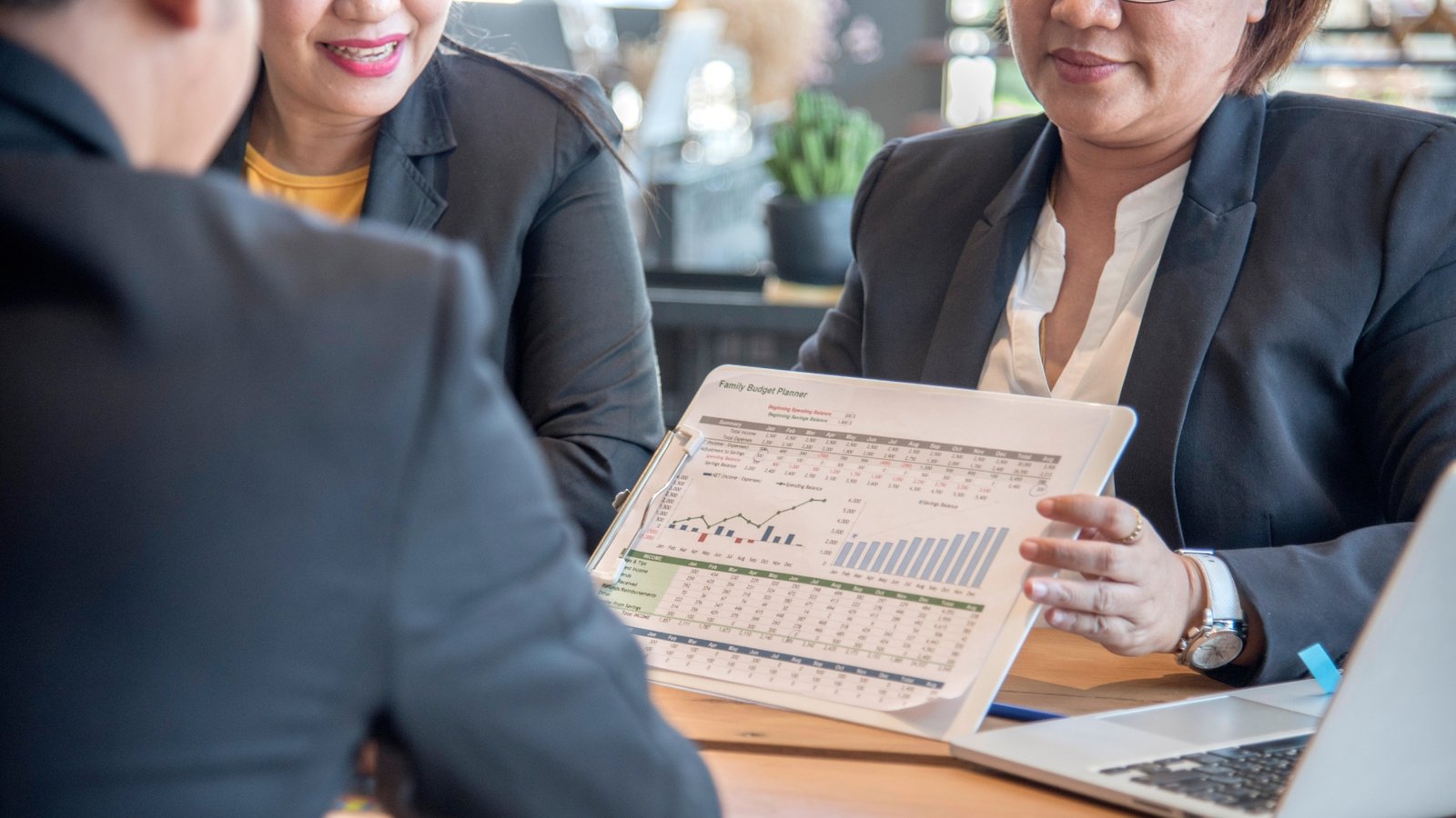 Learn how to build a wealth plan that works for both salaried individuals and business owners in 2026 using smart investing diversification and tax efficient strategies.